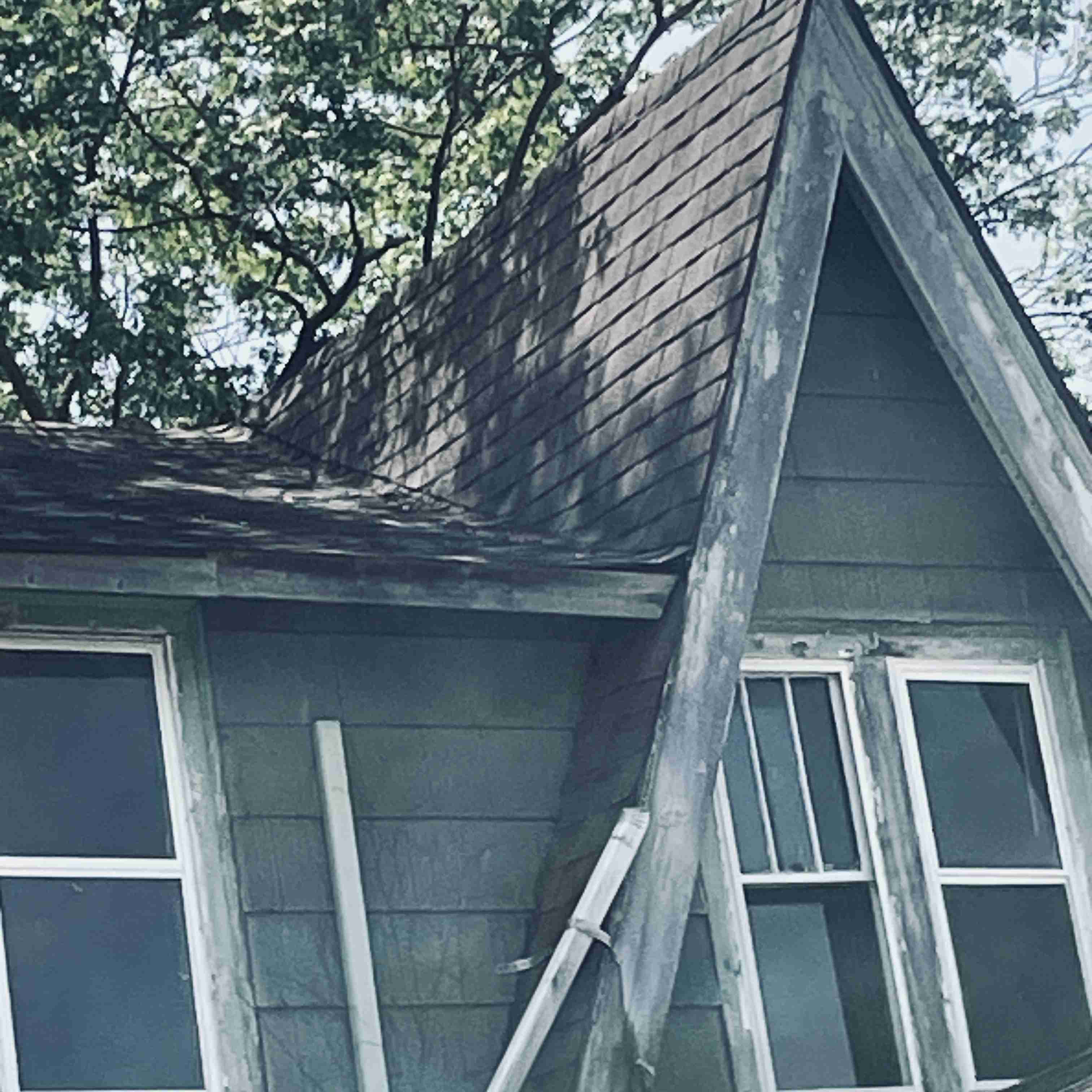 2537 Fullerton (8).jpg